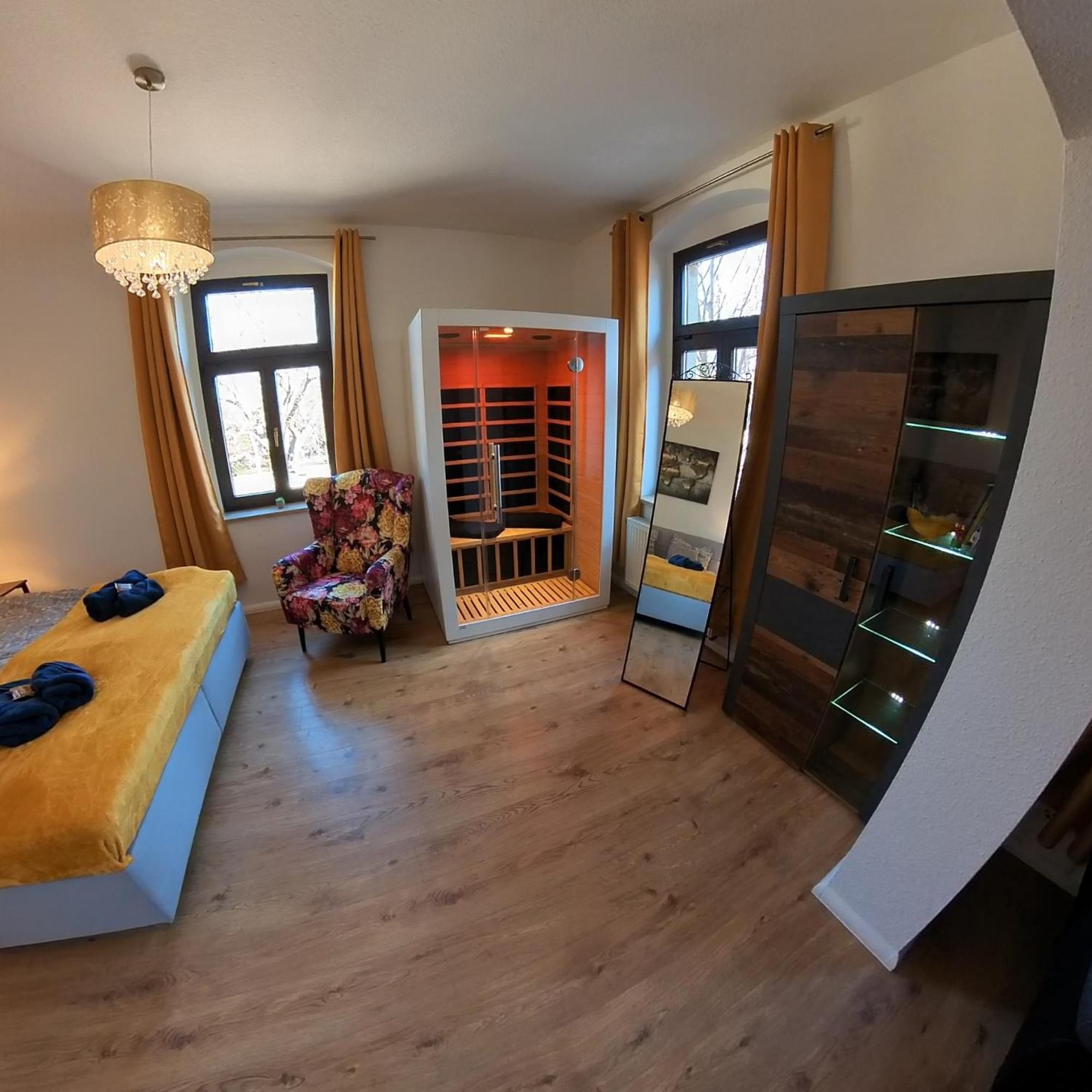 Federtraum Mit Sauna Sehr Gemuetlich, Neu دريسدن المظهر الخارجي الصورة